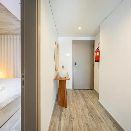 Inside Canal 公寓 *